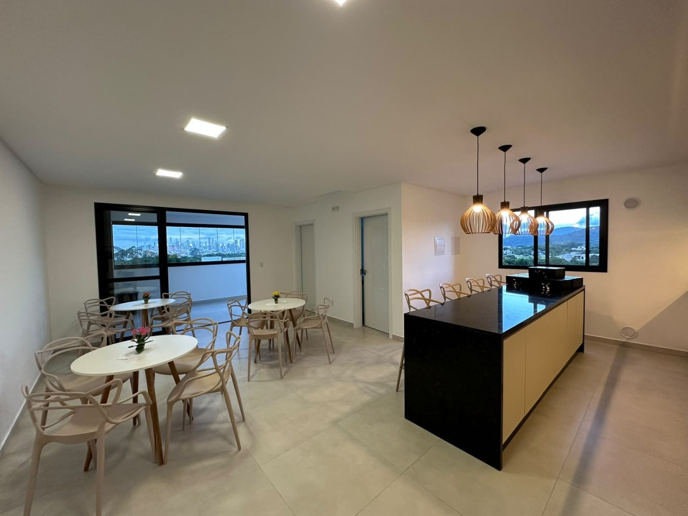 Apartamento, 2 quartos, 68 m² - Foto 2